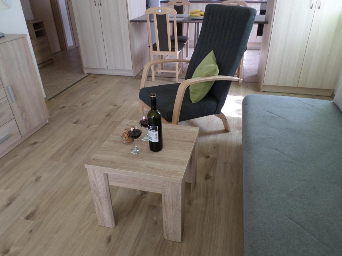 Lakoparki Apartman 베스프렘 외부 사진