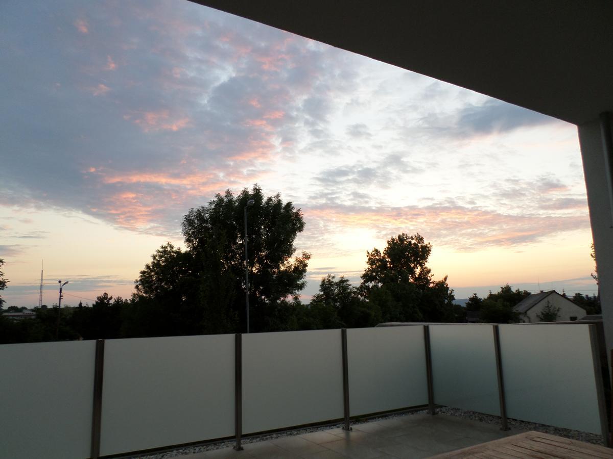 Lakoparki Apartman 베스프렘 외부 사진
